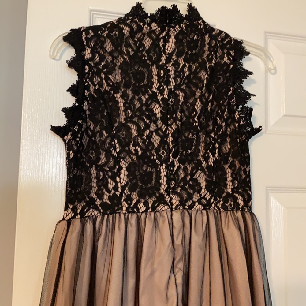 Semi formal sleeveless lace tulle overlay dress - Picture 8 of 11